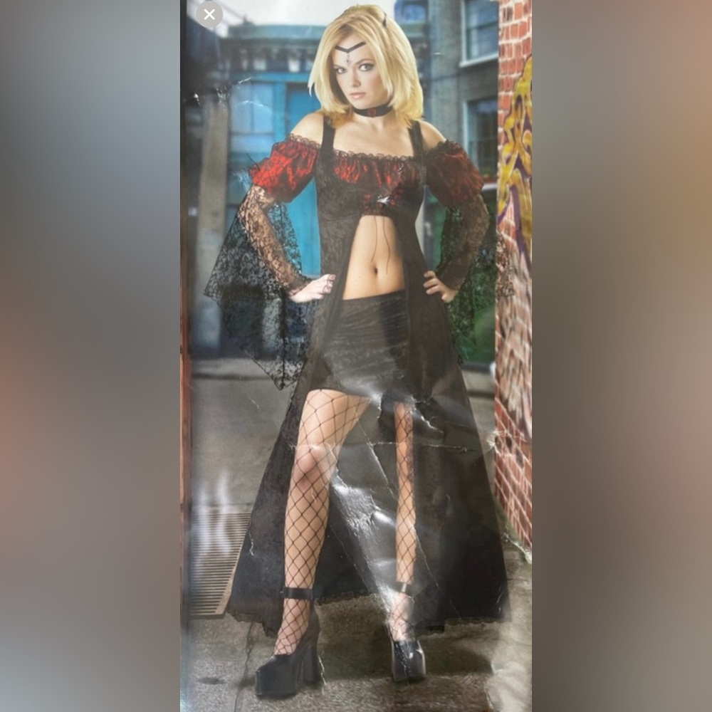 Goth Prin’zez (vampire) Halloween Costume